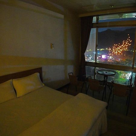 Very Happy Homestay Пинси Экстерьер фото